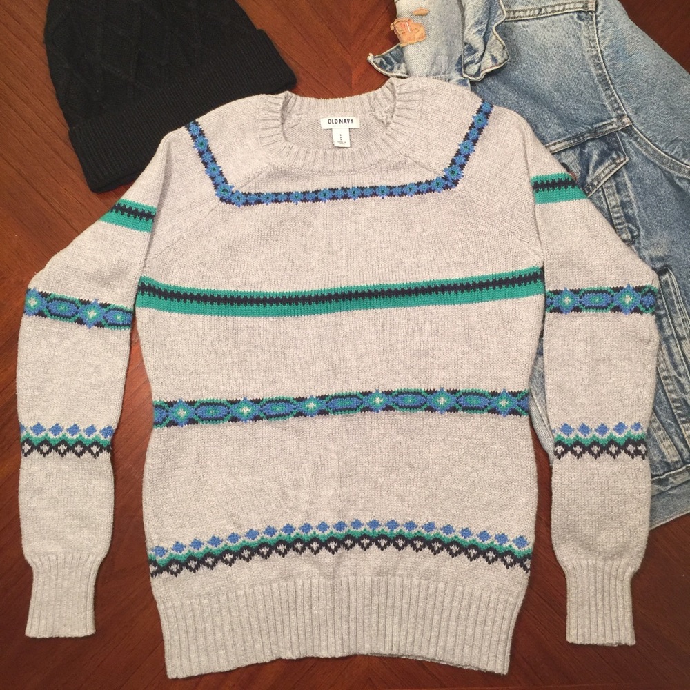 Old Navy Gray Detailed Sweater