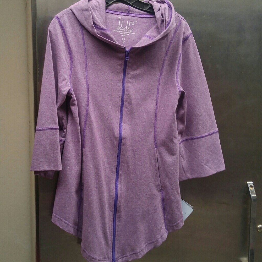 Adult style "hoodie". Light purple zip up top