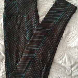 LuLaRoe OS leggings