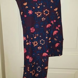 Lularoe Tc Floral leggings
