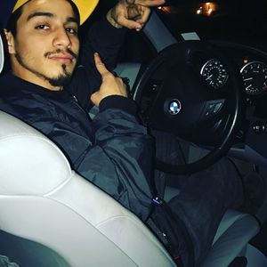 Meet your Posher, Gustavo