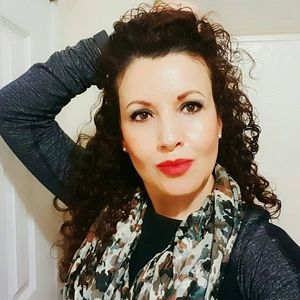 Meet your Posher, Joanna