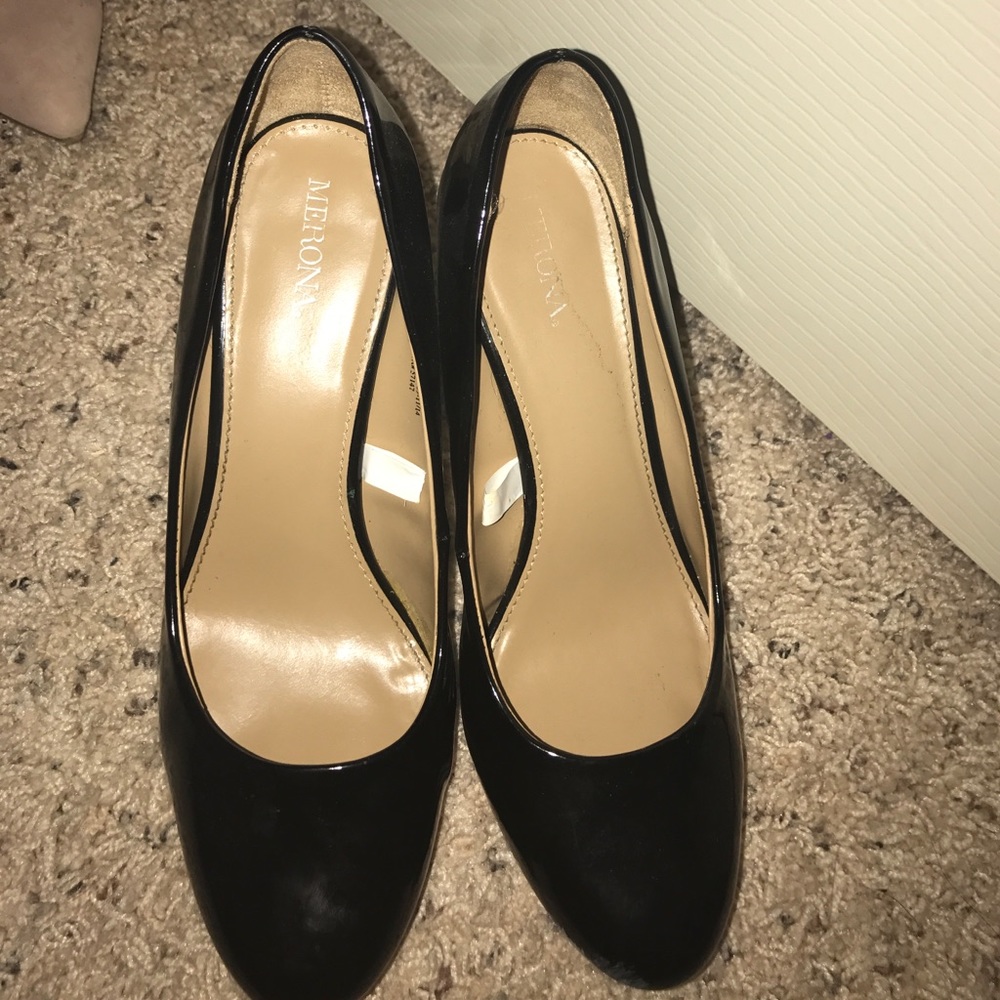 Black heels