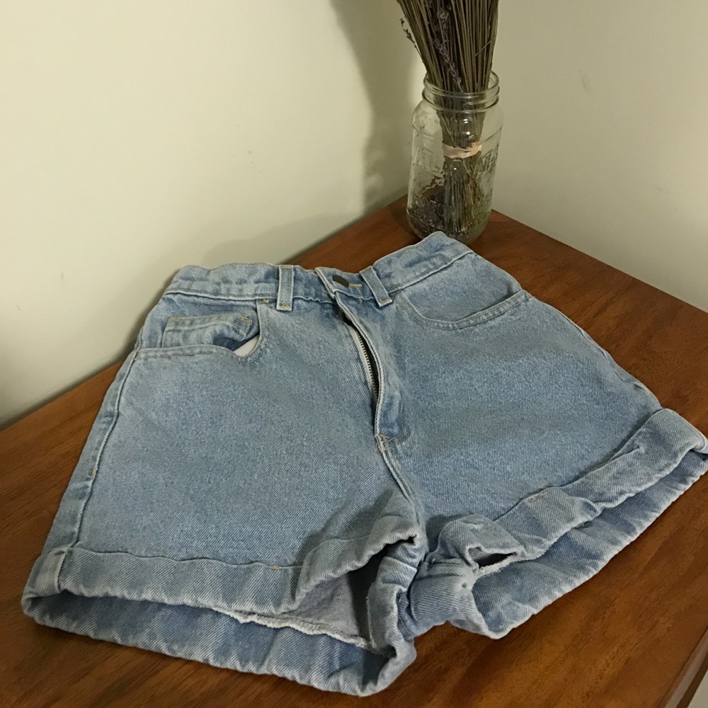 High waisted denim shorts🔥🔥🔥