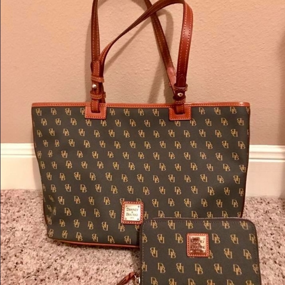 DOONEY & BOURKE handbag & wallet