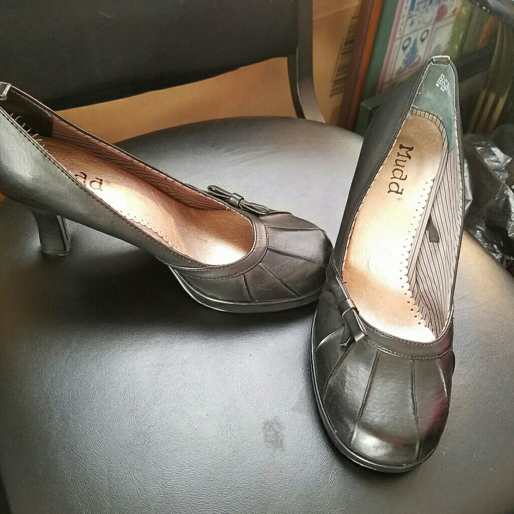 Mudd heels