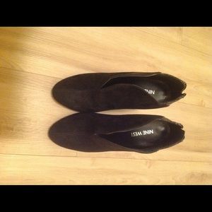 Nine West black suede booties