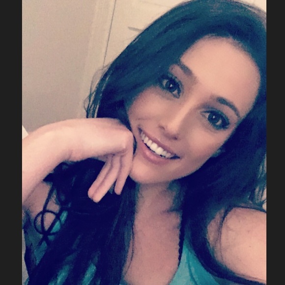 Meet your Posher, Natalie - Picture 1 of 1