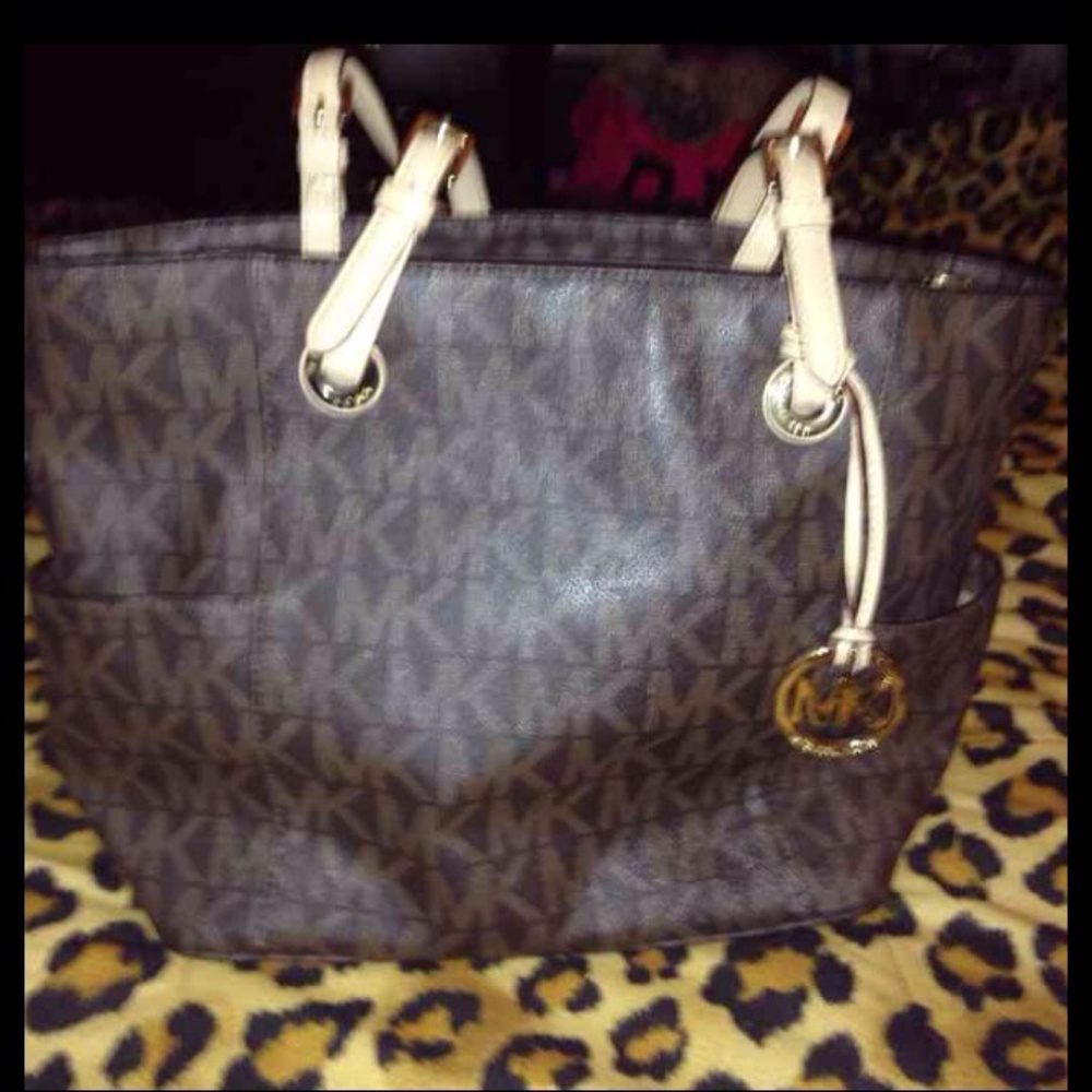 MICHAEL KORS EAST WEST TOTE