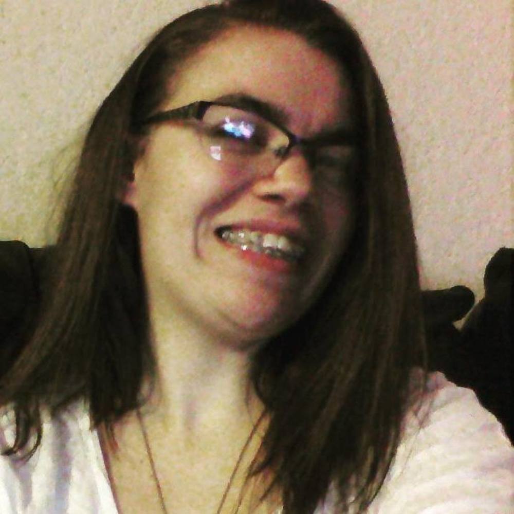 Meet your Posher, Clarissa