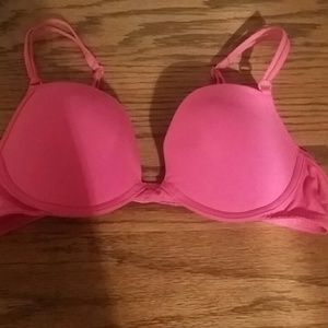 Pink Victoria Secret's push-up bra size 34A