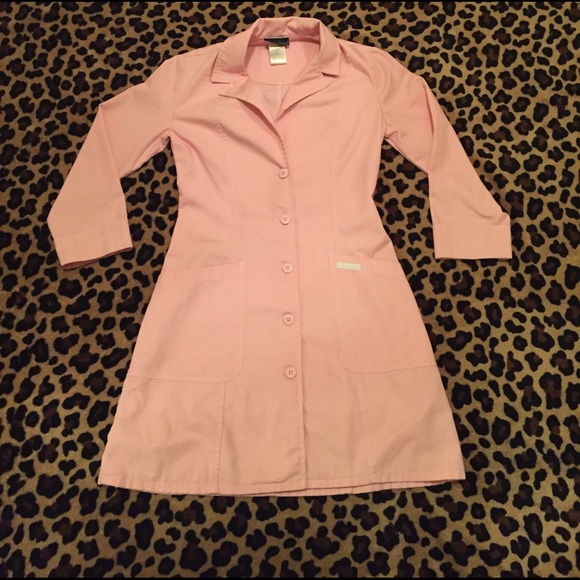 BARBIE Pink lab/Doctor coat!! XS Doctor Barbie Halloween costume - Picture 2 of 4