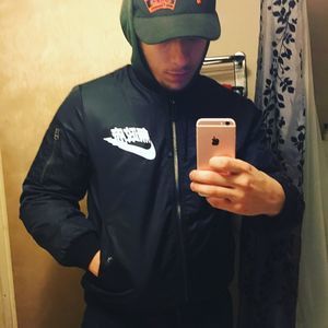 Meet your Posher, Chris