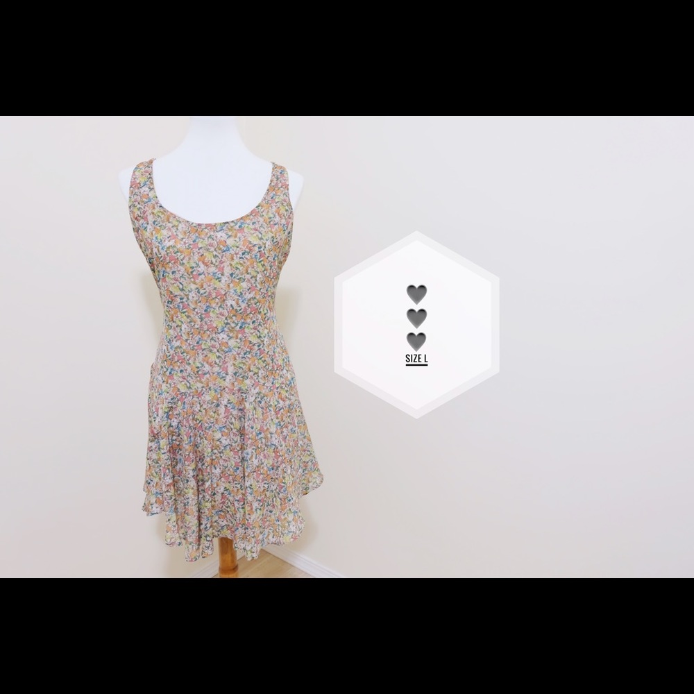 Floral Sleeveless size Large Dress