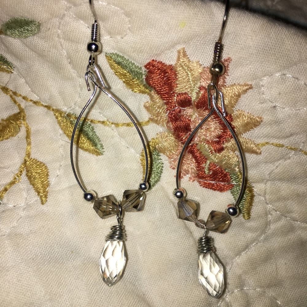 Crystal bullet earrings w: Swarovski crystal