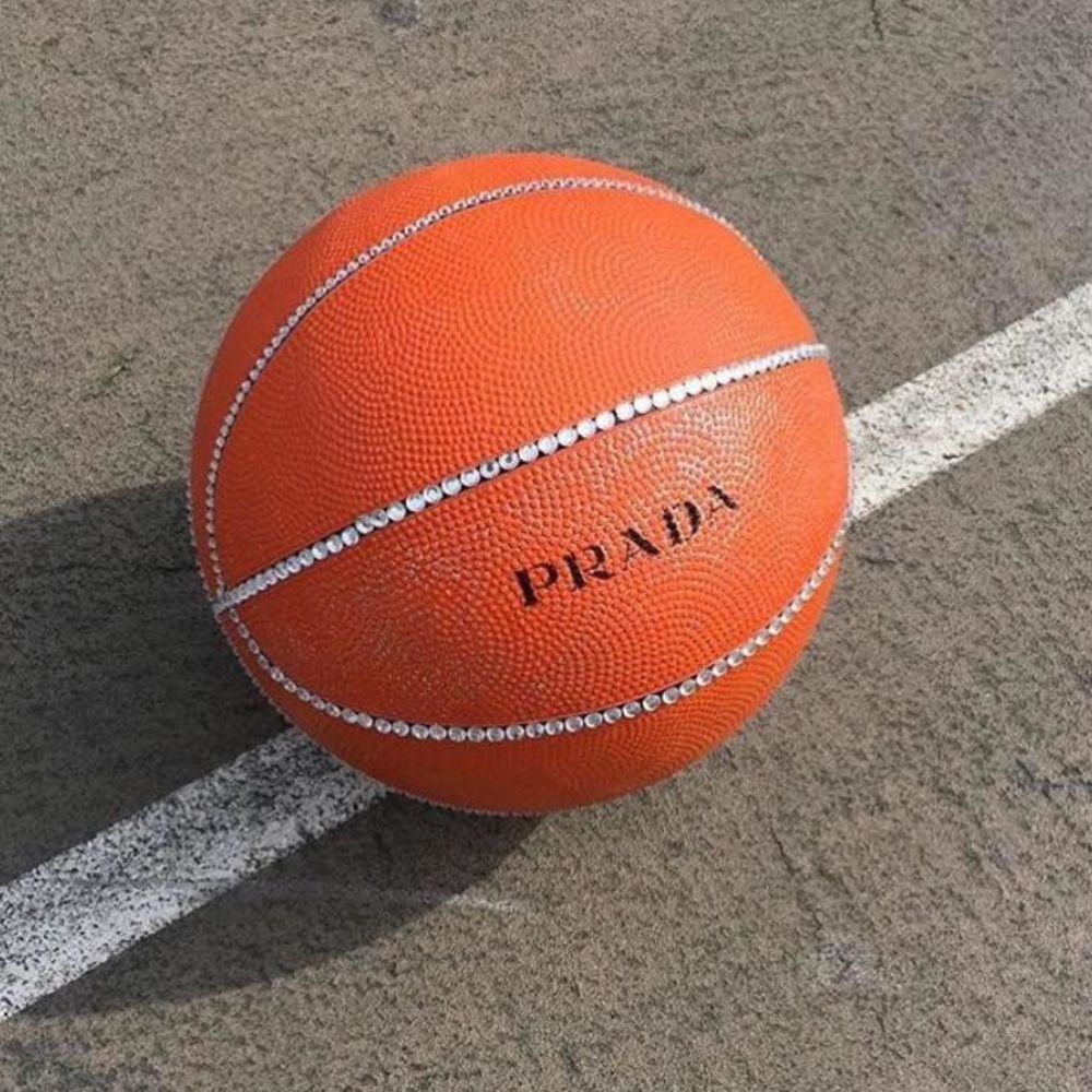 Meet your Posher, Ade