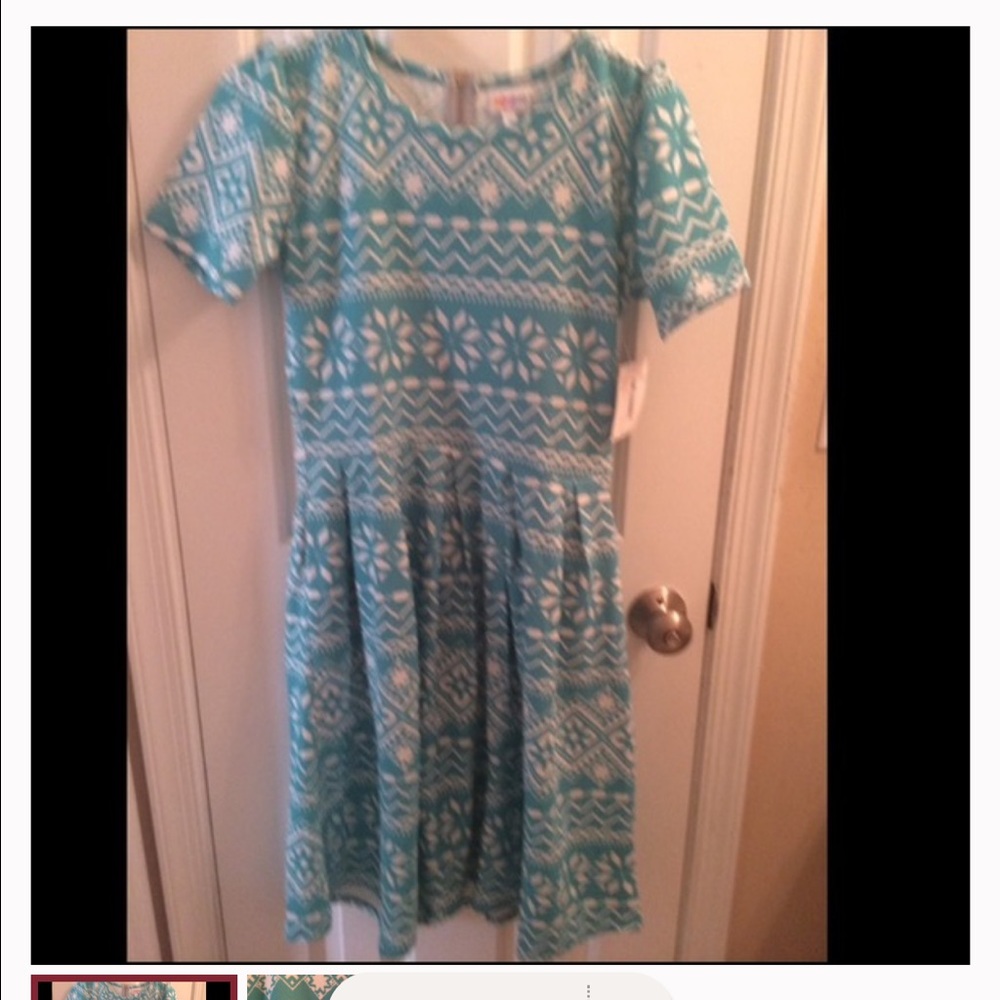 Lularoe Amelia turquoise teal geometric small