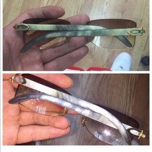 Meet your Posher, Money