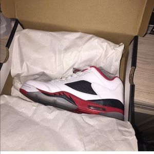 Retro low 5
