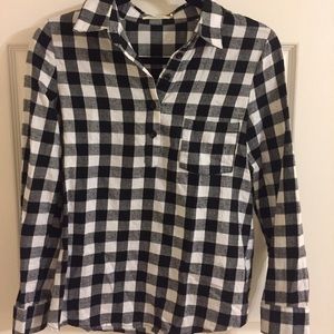 FREE w/ bundle! Half-button Up Flannel