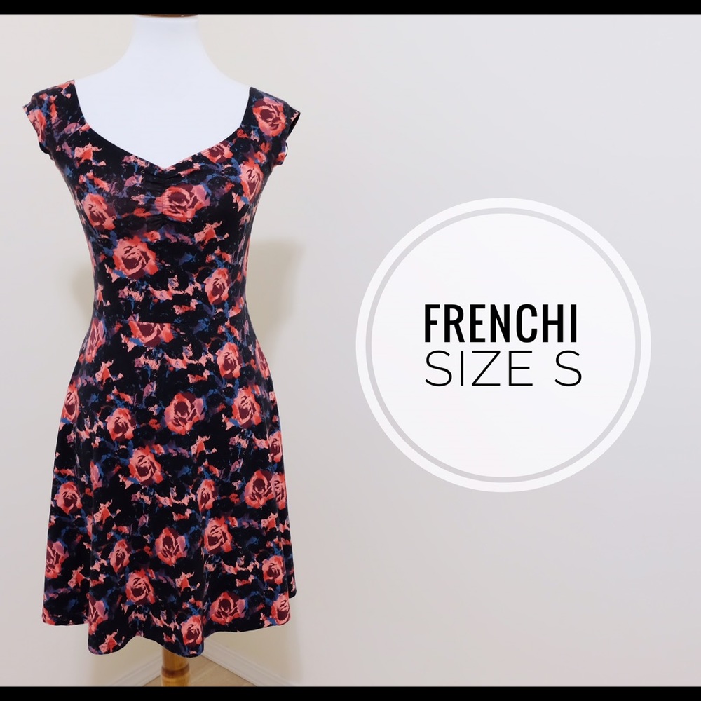 Frenchi Size Small Dress