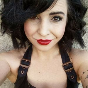 Meet your Posher, Laci