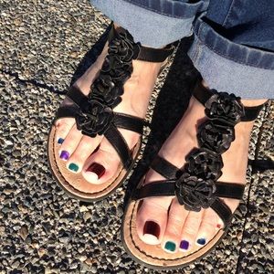 Black Flowered Sandals