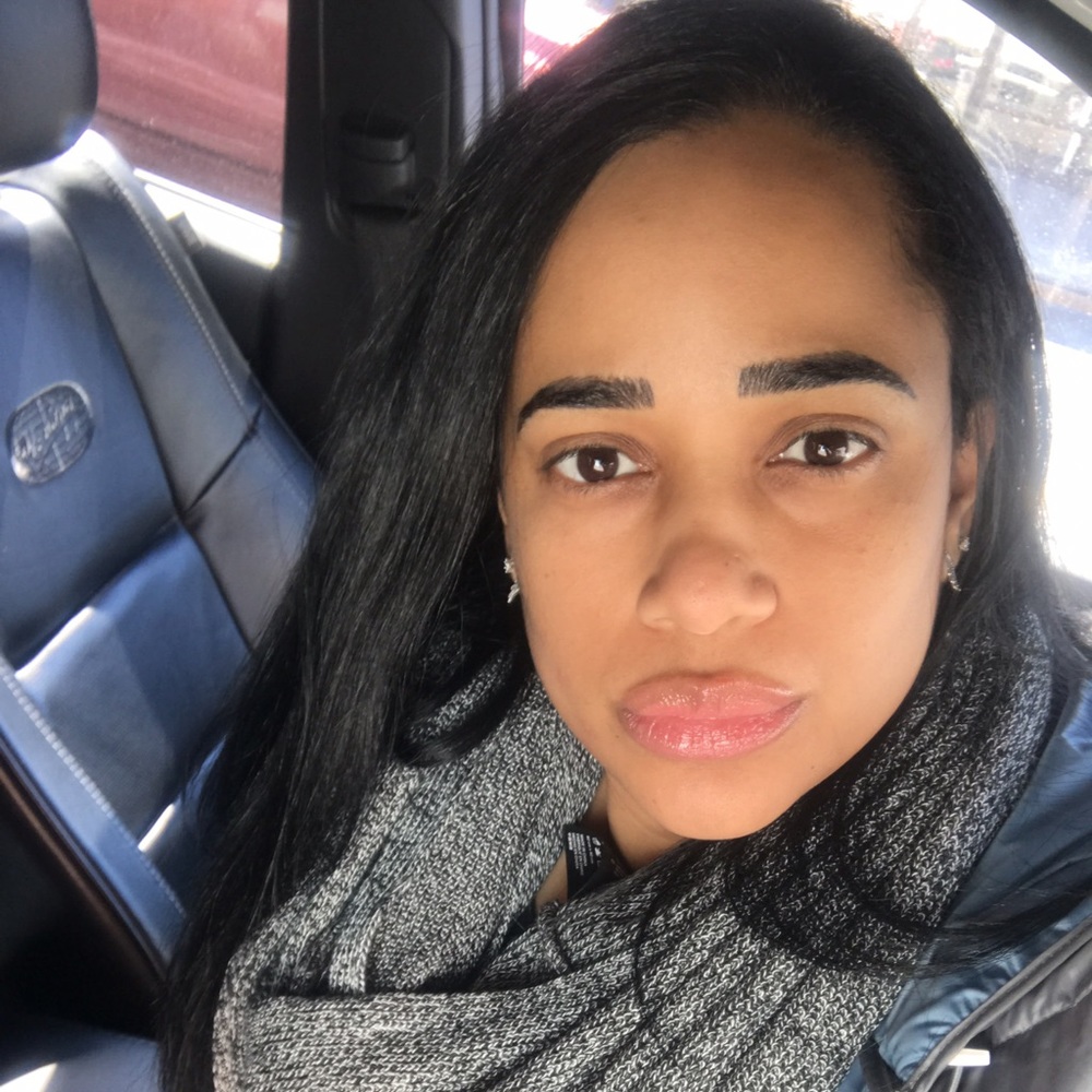 Meet your Posher, Ana