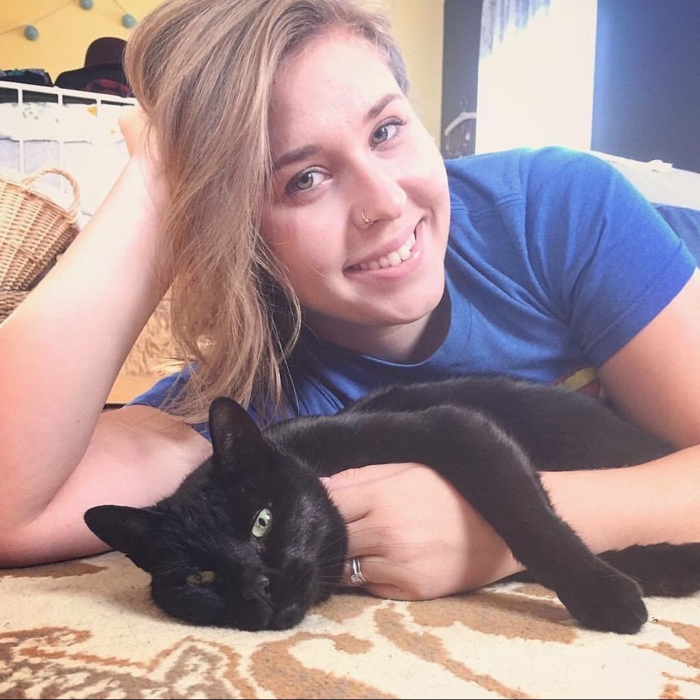 Meet your Posher, Kim