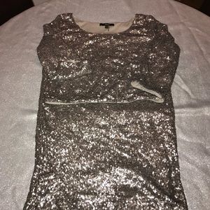 Two piece sequin skirt set