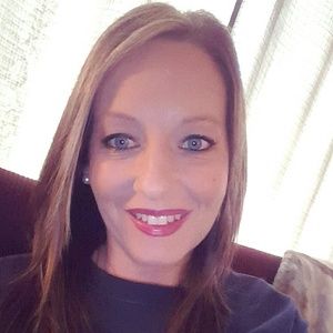 Meet your Posher, Stacy