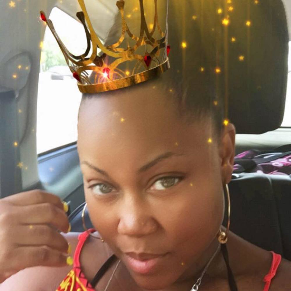 Meet your Posher, Dakeya