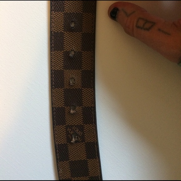 Small Louis Vuitton belt size 32 - Picture 3 of 3