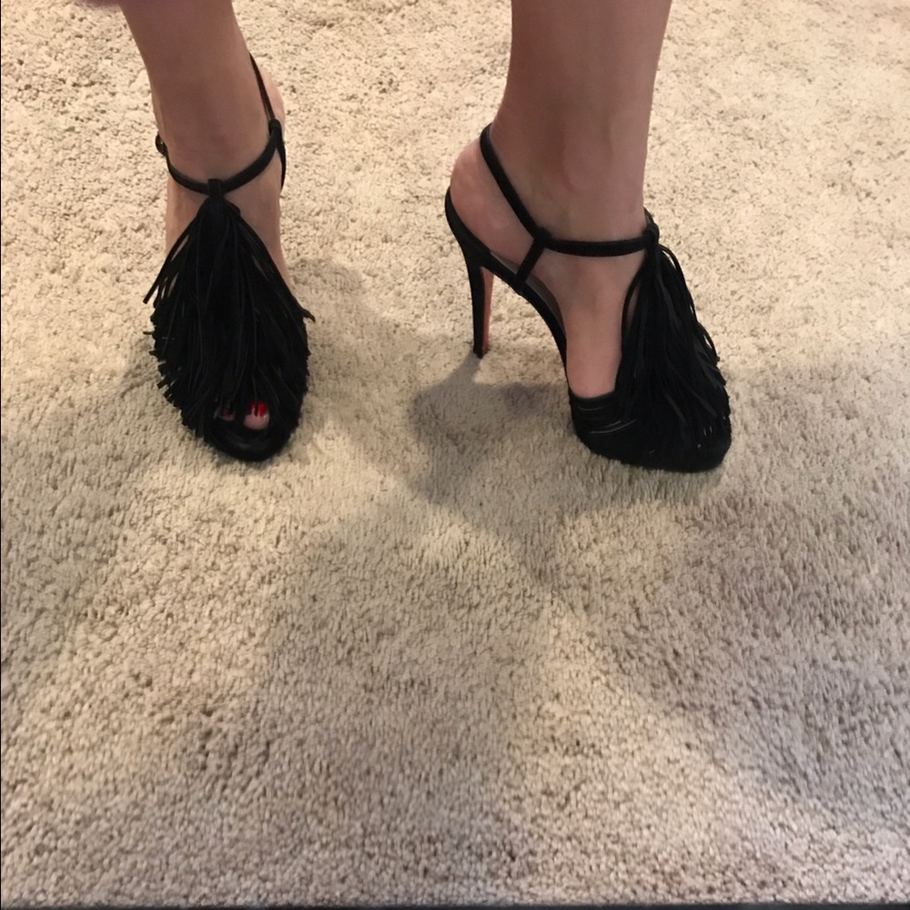 🔥🔥Fringe Louboutin Sandal🔥 - Picture 2 of 4