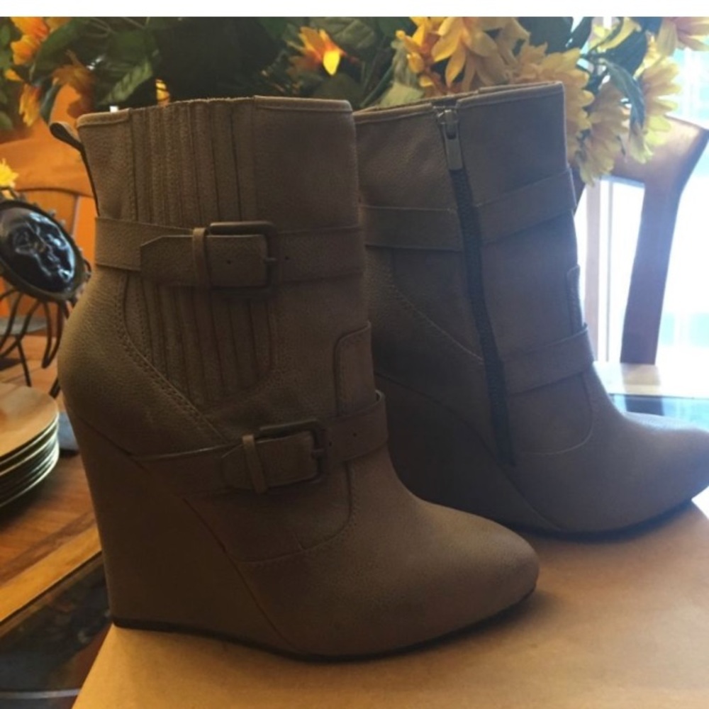 Joie wedge booties