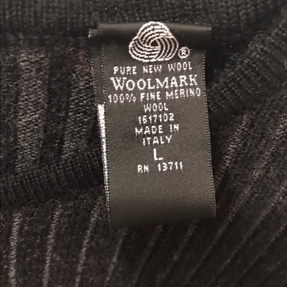 M Md Brandini will sweater in excellent condition. - Picture 4 of 8