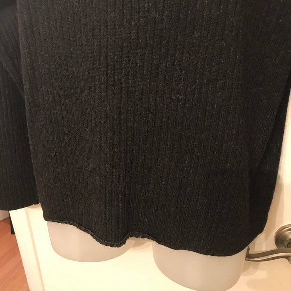 M Md Brandini will sweater in excellent condition. - Picture 7 of 8