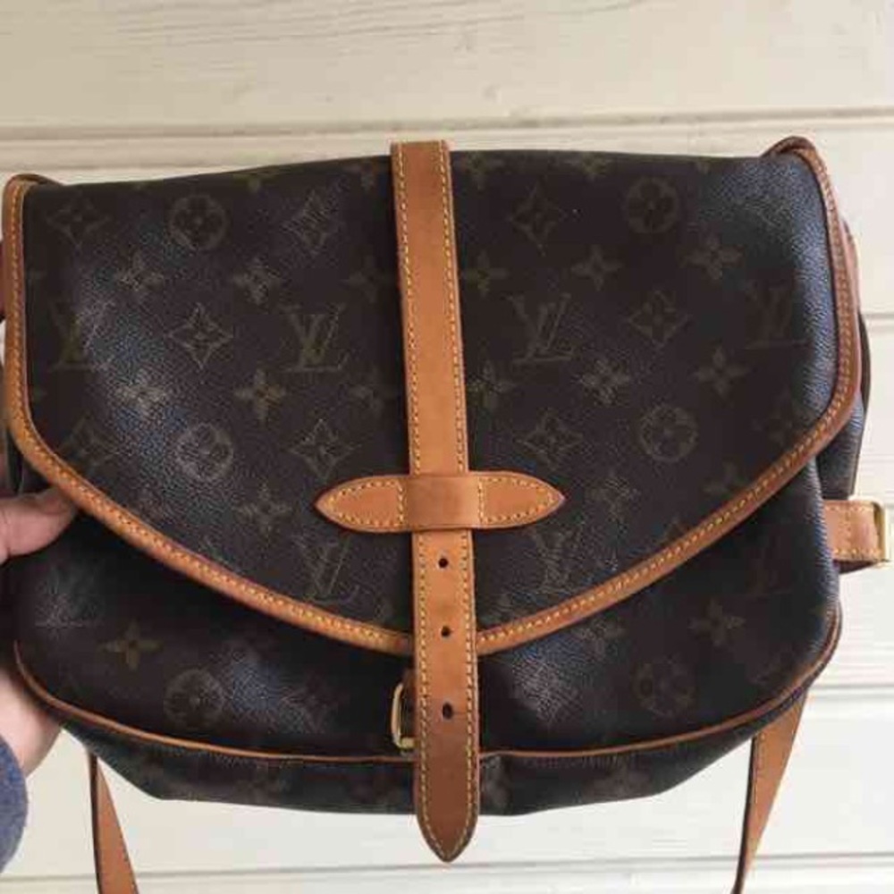 Authentic LV samaur 30