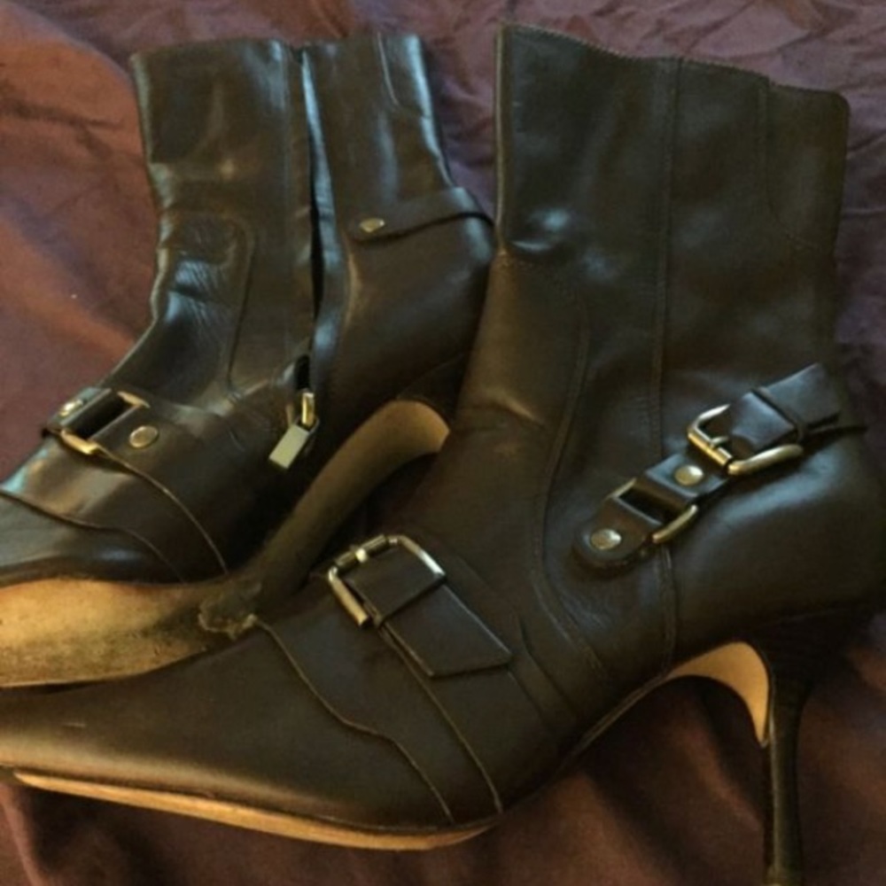 Steven Boots - image 1