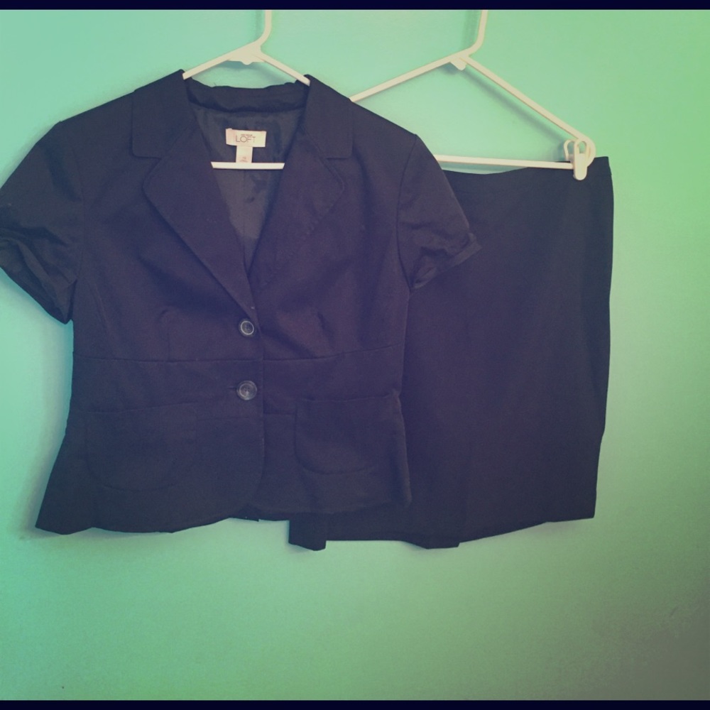 Ann Taylor navy skirt suit