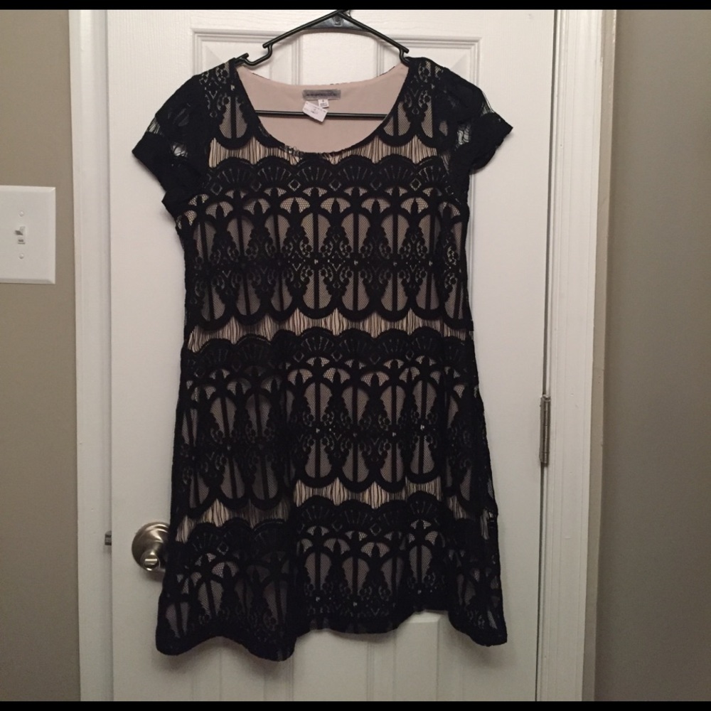 Back and cream lace dress. Size S