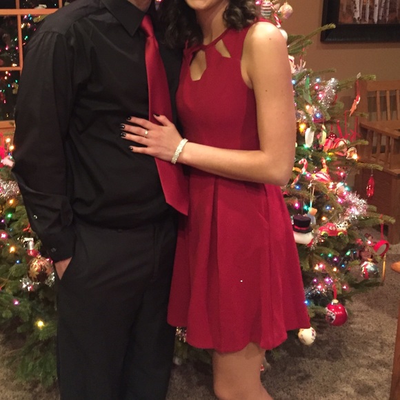 Dresses & Skirts - Semi-Formal Dress