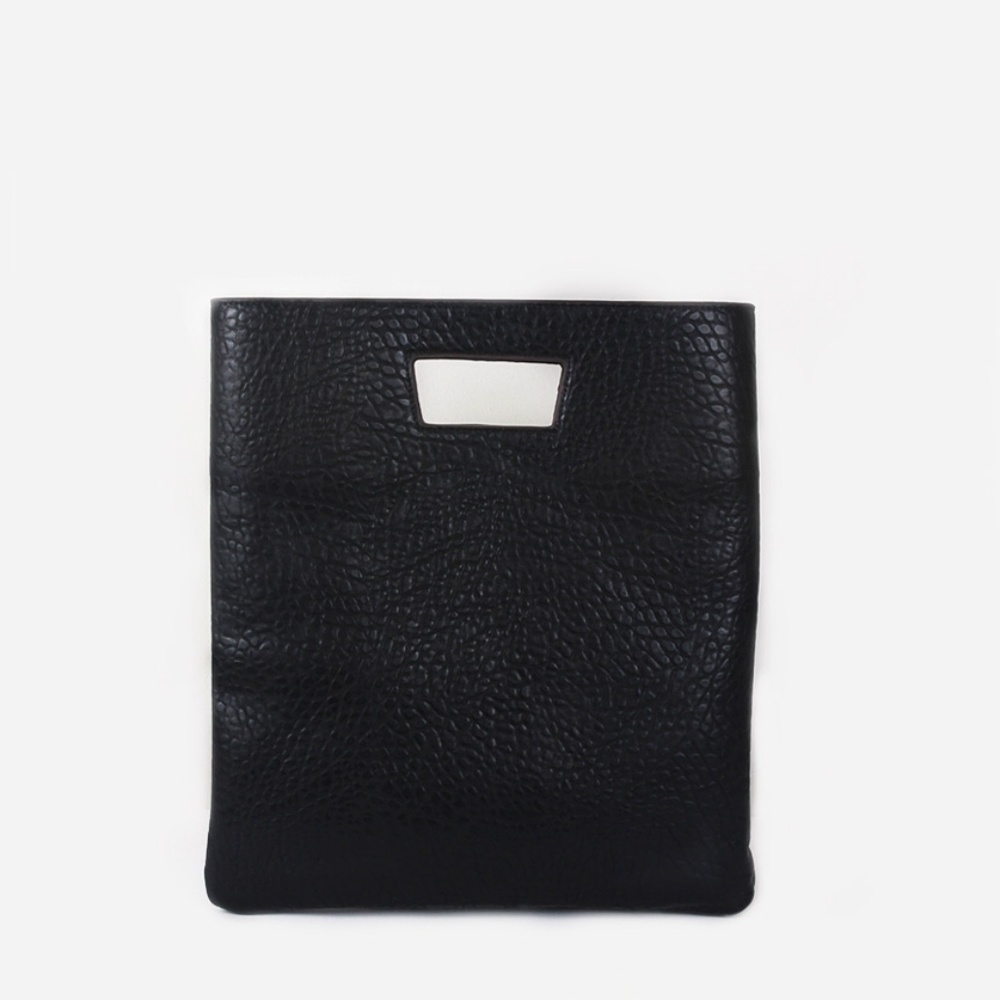 Oversized minimal bag