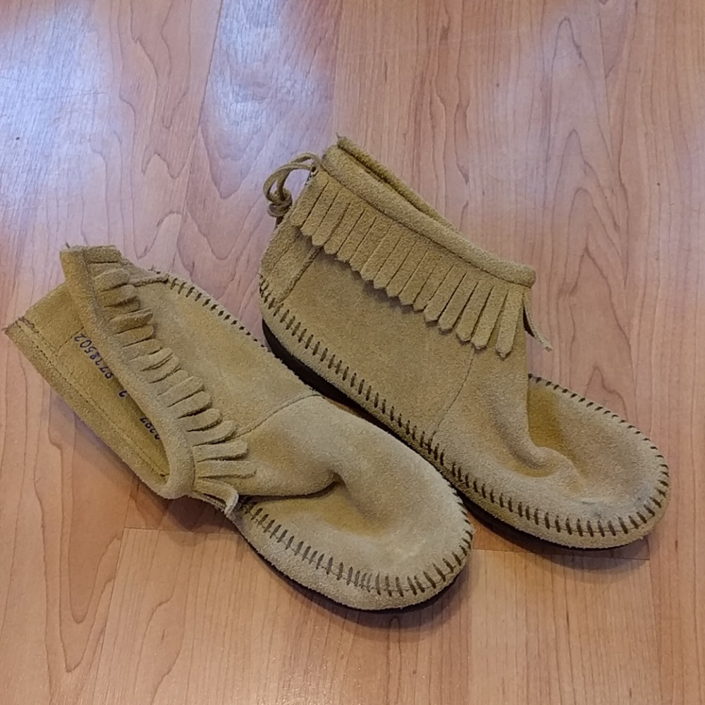 Minnetonka leather bootie