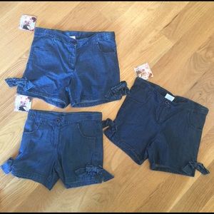 NWT soft denim bow shorts by Ruffle Butts sz.6/7/8