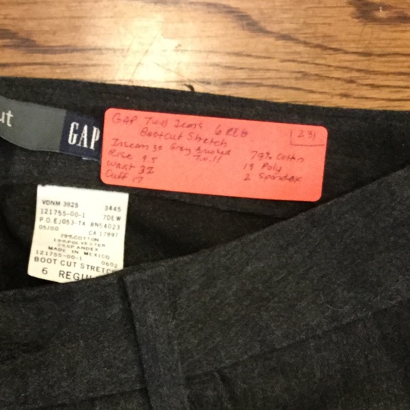 2 pairs! Gap Grey Flannel & Plum Sz 6 bootcut - Picture 2 of 5