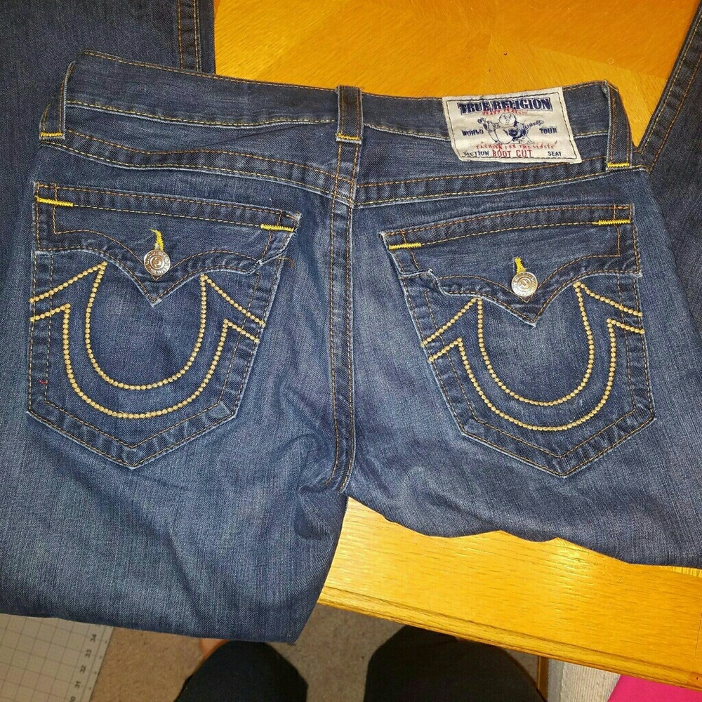 2 pairs of true religion for 60$!
