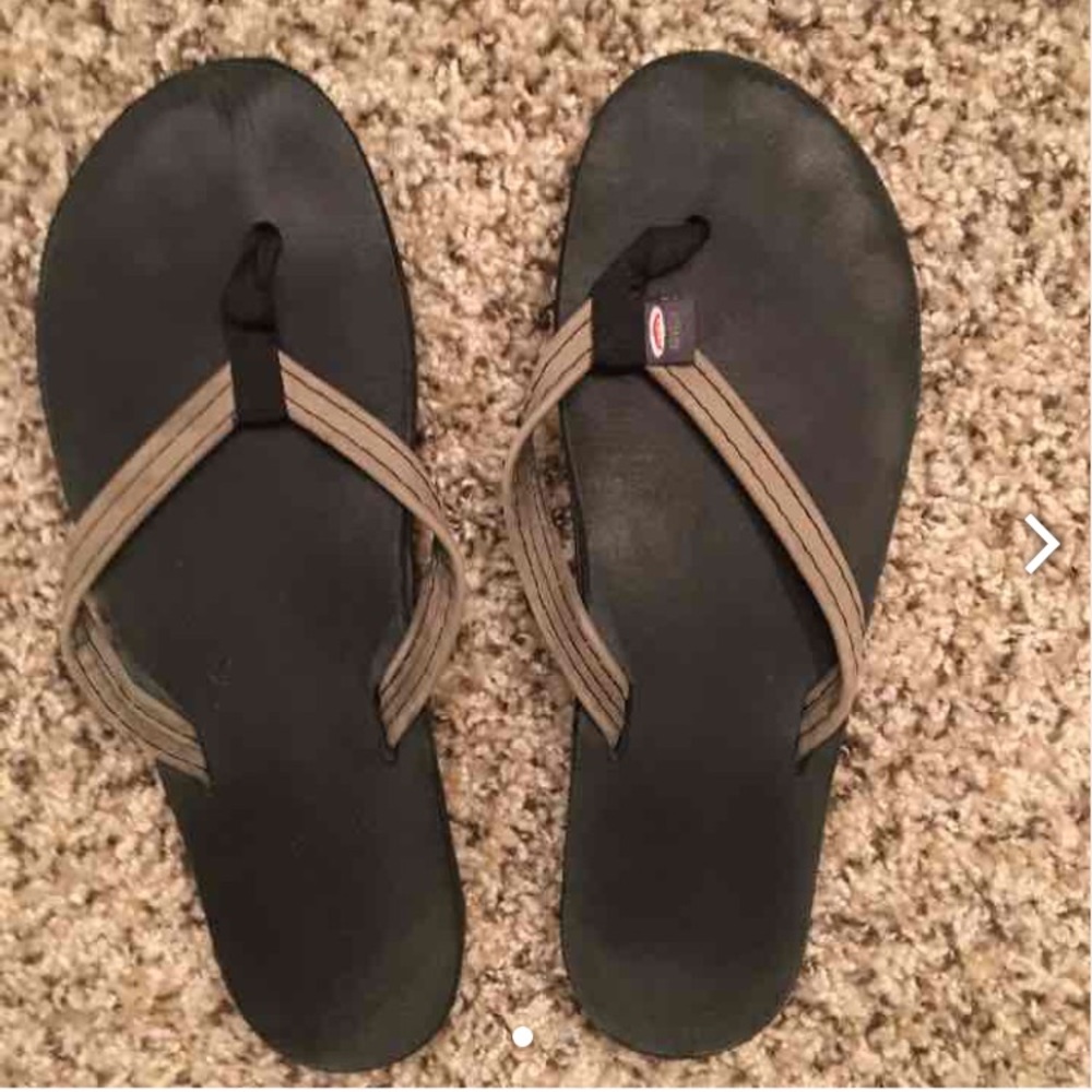 ❗️SOLD❗️Rare Black Rainbow Sandals