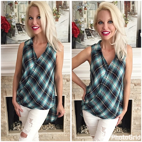 Tops - Hi lo collared drape front plaid tunic! ARRIVED 💕