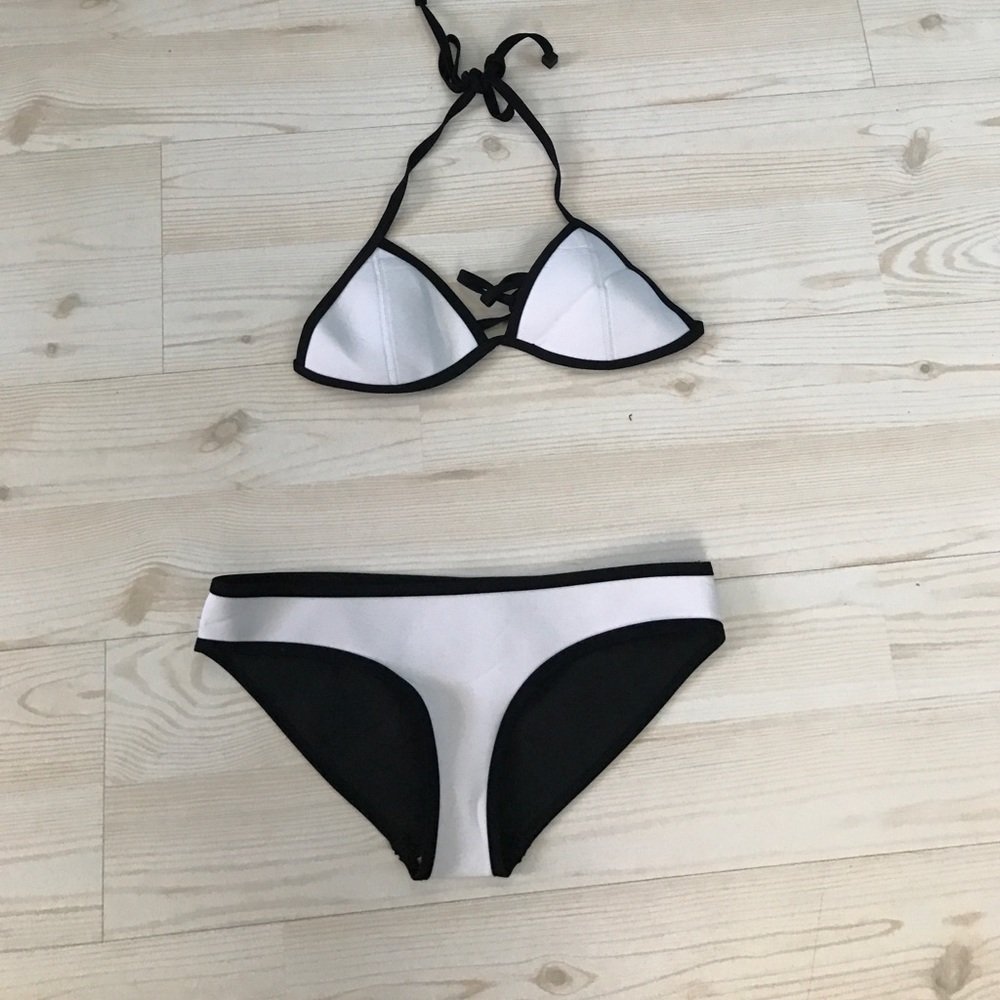 Triangl Bikini